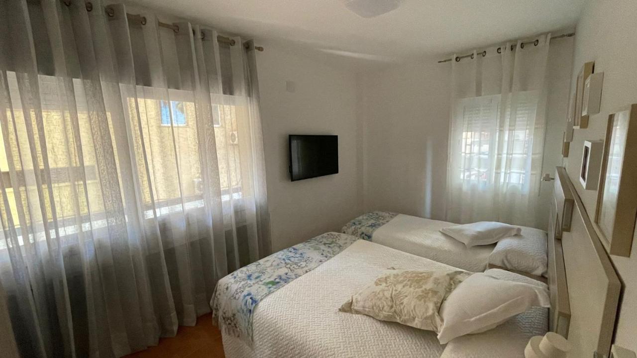 Malagueta Playa Azul Mediterraneo Малага Екстериор снимка